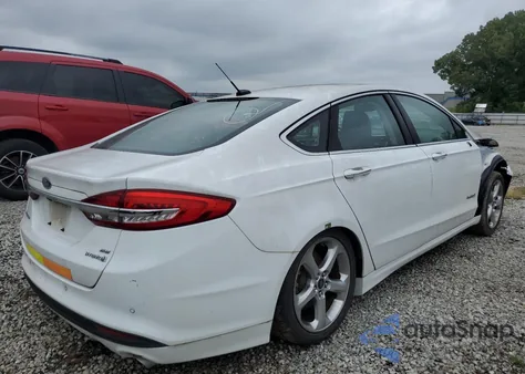 2018 Ford Fusion Se Hybrid z USA, uszkodzony, nr VIN 3FA6P0LU3JR129930